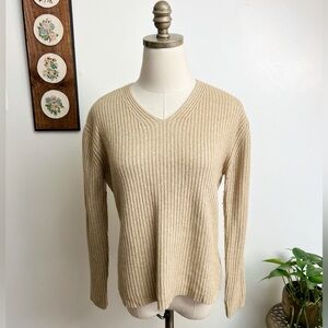 90s Angora Wool Tan Minimalist Ribbed Knit Vneck Sweater Medium